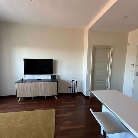 Suite 220 Bari Esterno foto